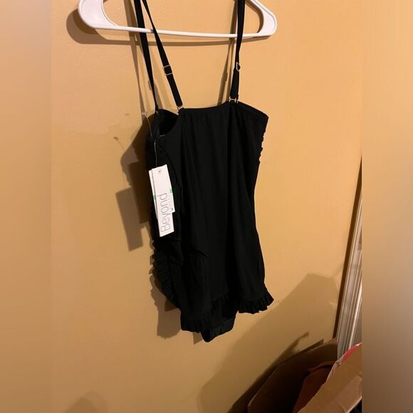 Beyond Control One Piece Swimsuit 8 Black Strapless Ruffle Flowy Tummy Control - Picture 9 of 10